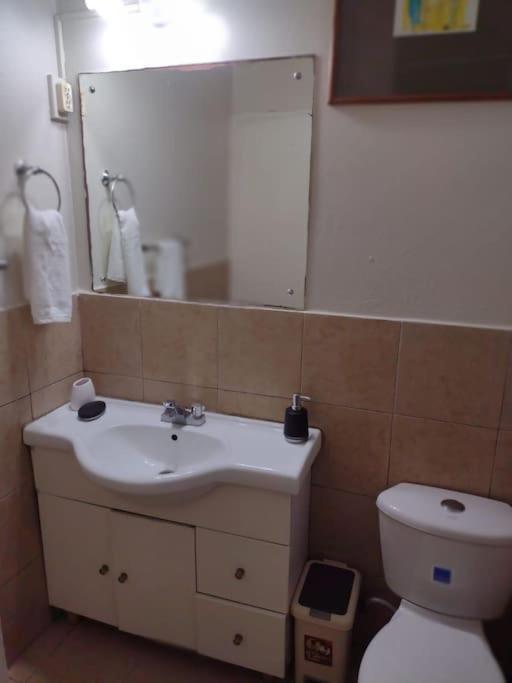 Club Caribbean Apartments Рънауей Бей Екстериор снимка