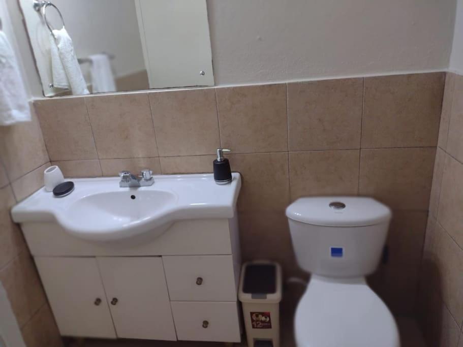Club Caribbean Apartments Рънауей Бей Екстериор снимка